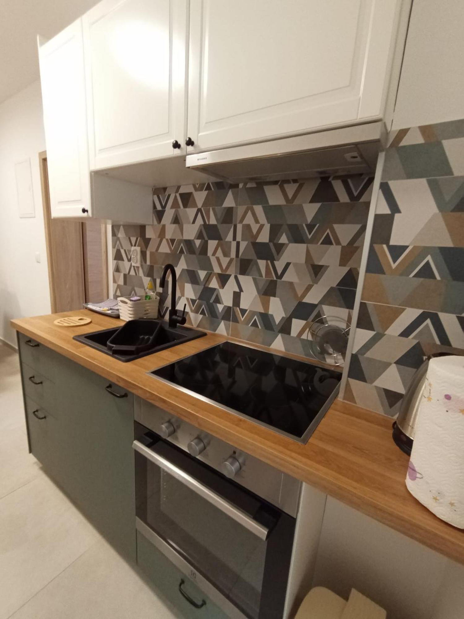 Family Apartments Leona Makarska Kültér fotó