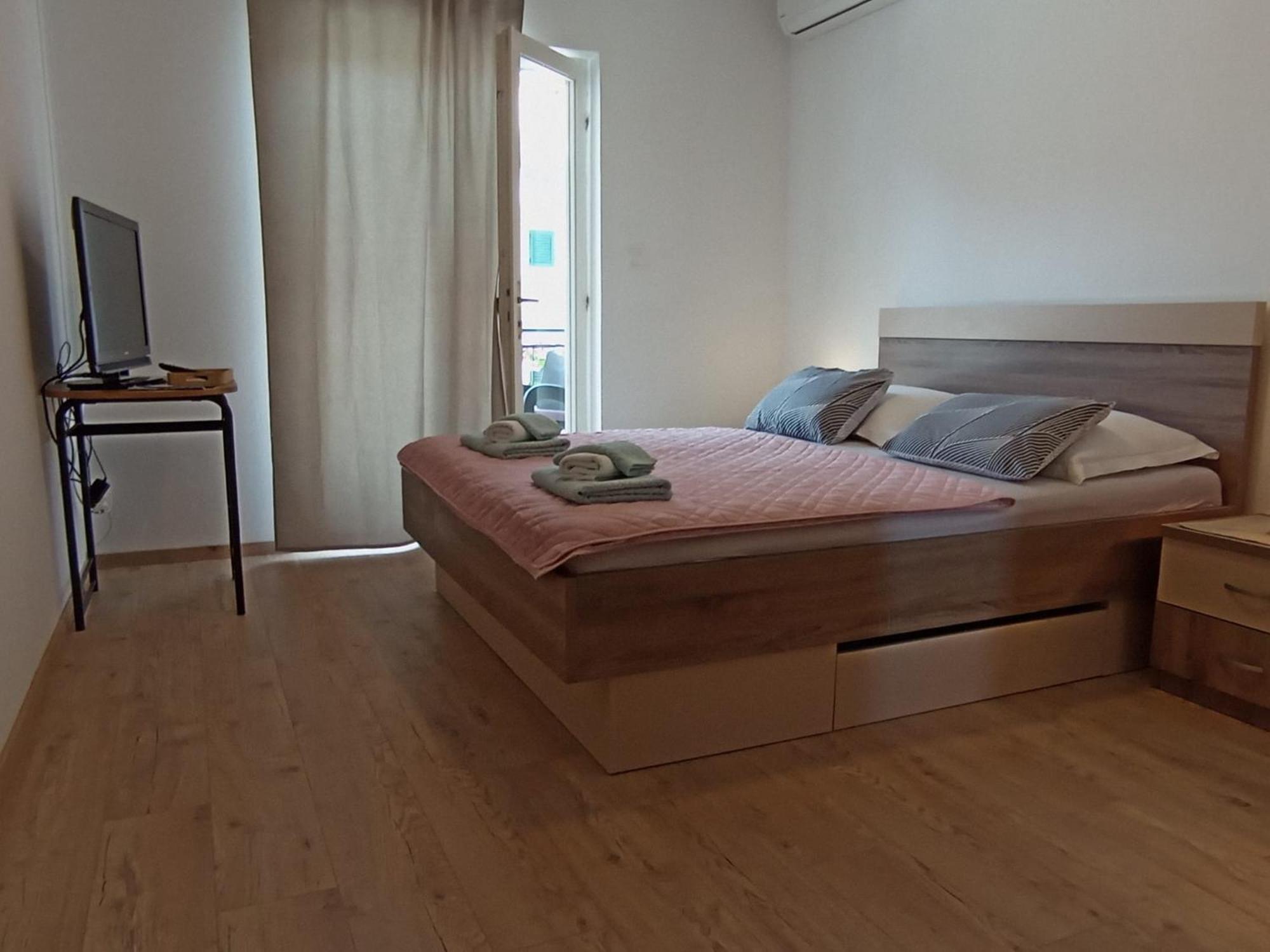 Family Apartments Leona Makarska Kültér fotó