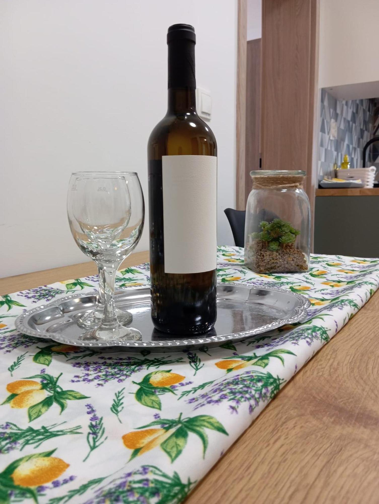 Family Apartments Leona Makarska Kültér fotó