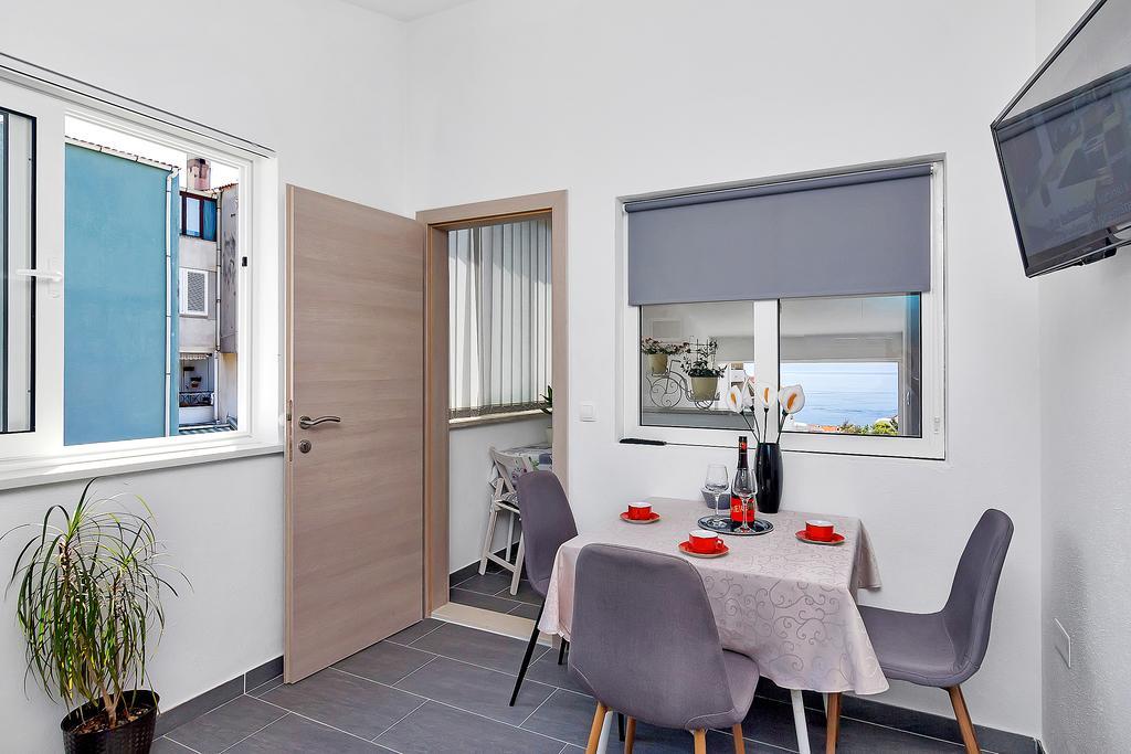 Family Apartments Leona Makarska Kültér fotó