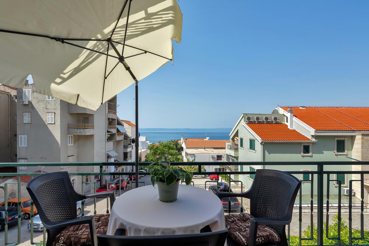 Family Apartments Leona Makarska Kültér fotó